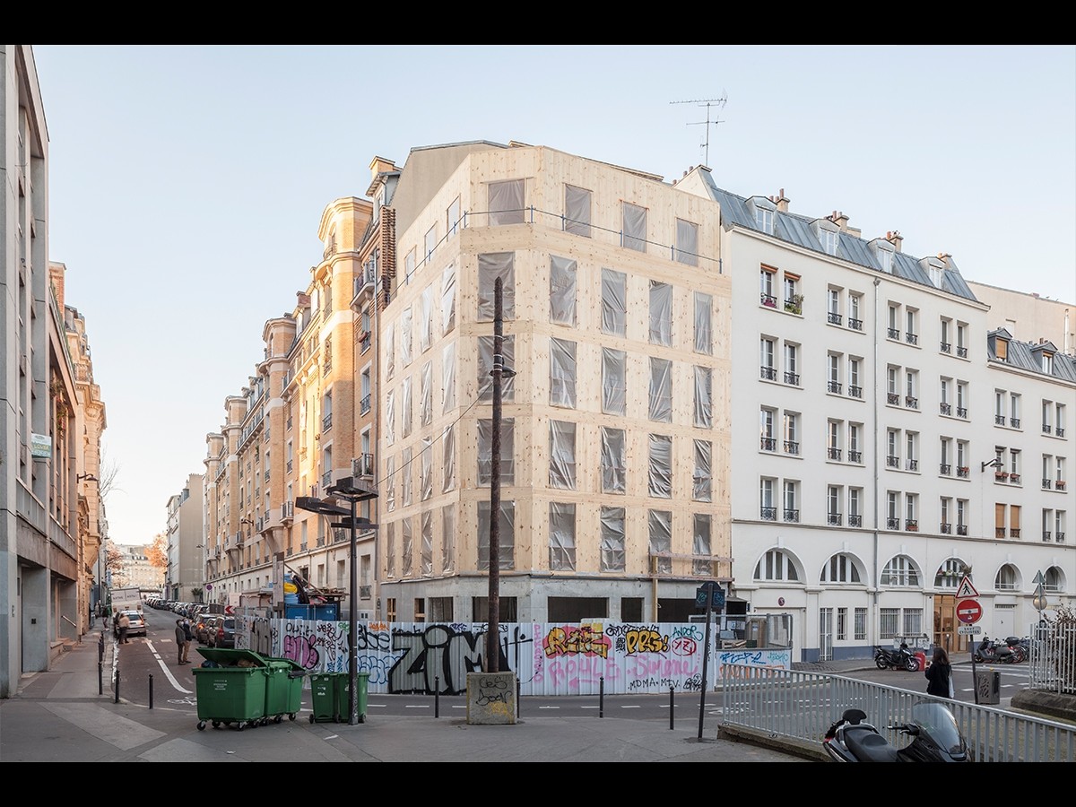 Housing on Rue Robert Blache