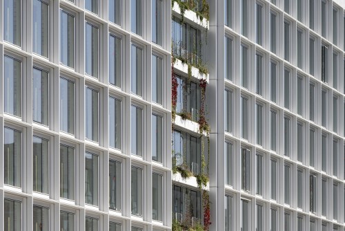 Stream Building, Paris 17