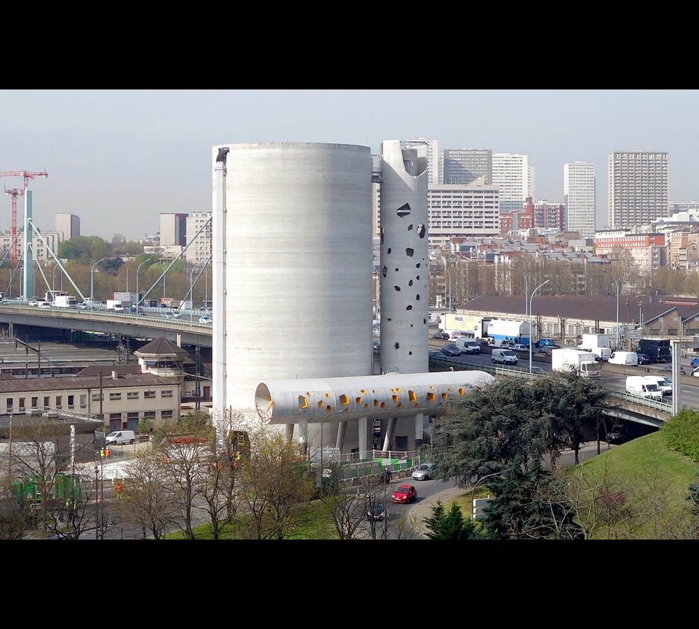 Silos 13, Paris left side of river