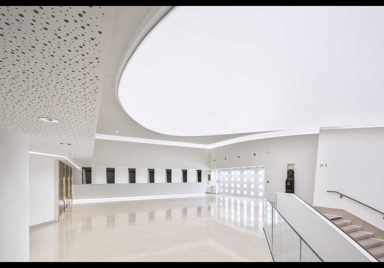 Hall d'entrée, salle Firmin Gémier, Théâtre National de Chaillot