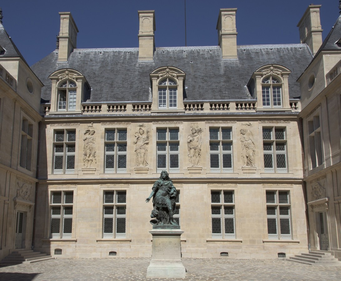 La cour d'honneur de l'hôtel Carnavalet rénovée en 2015