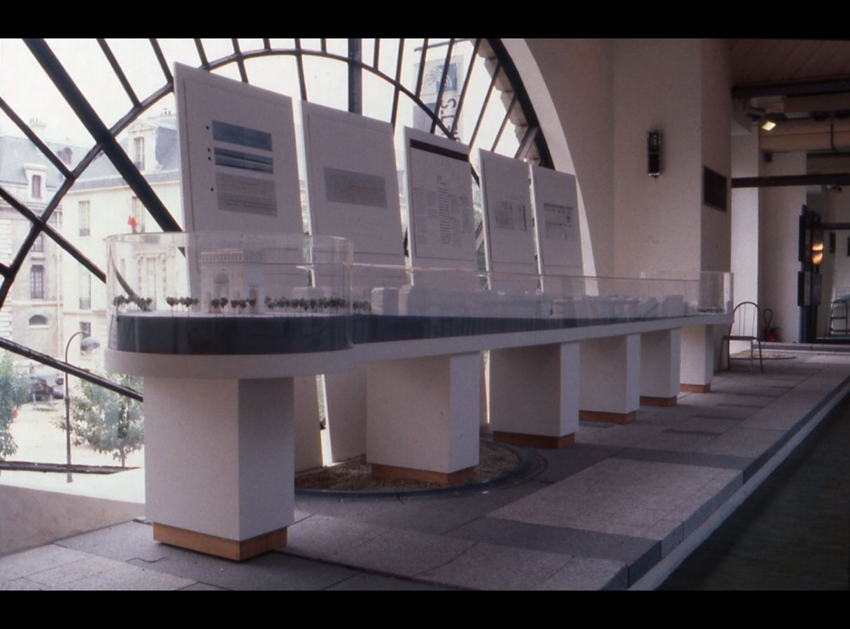 parvis du centre administratif