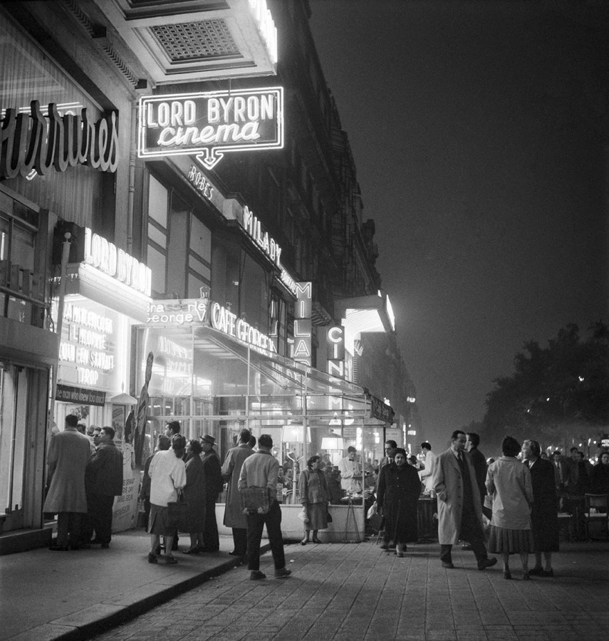 L'avenue des Champs-Elysées, 1956