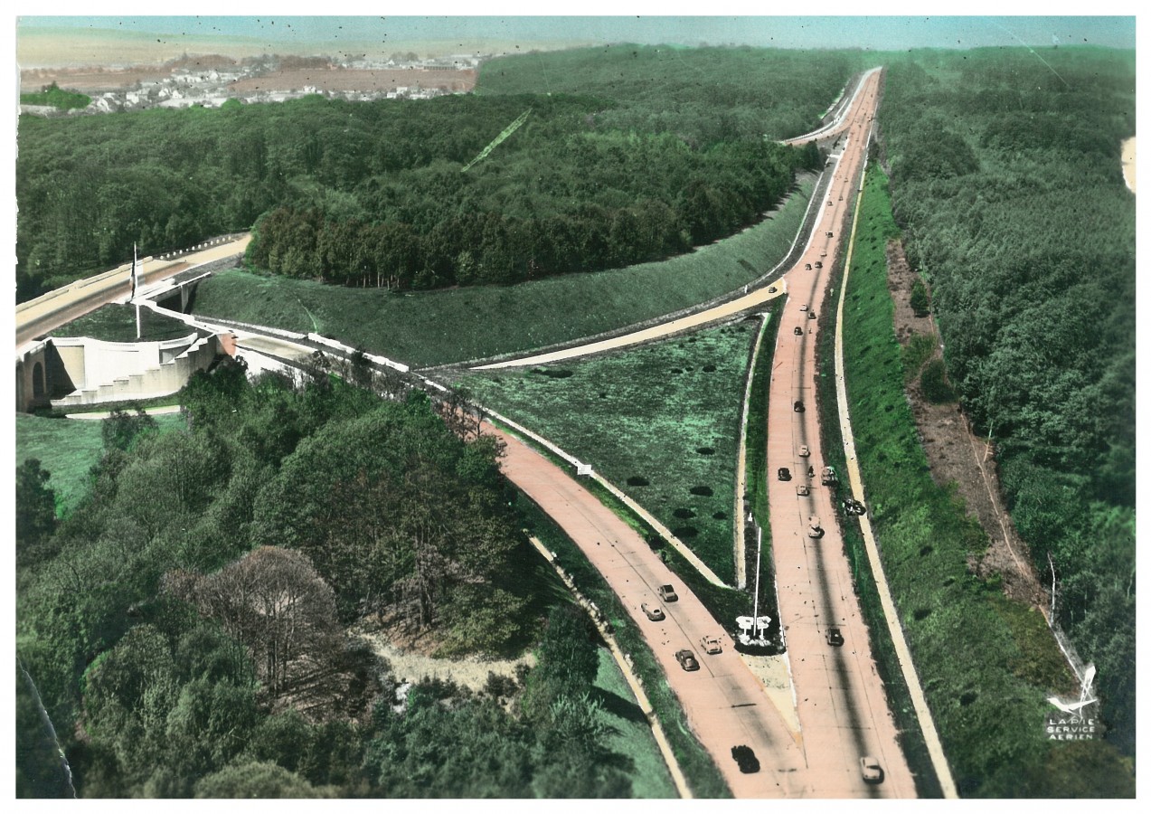 Le Triangle de Rocquencourt, carte postale. Collection particulière, Jens Denissen